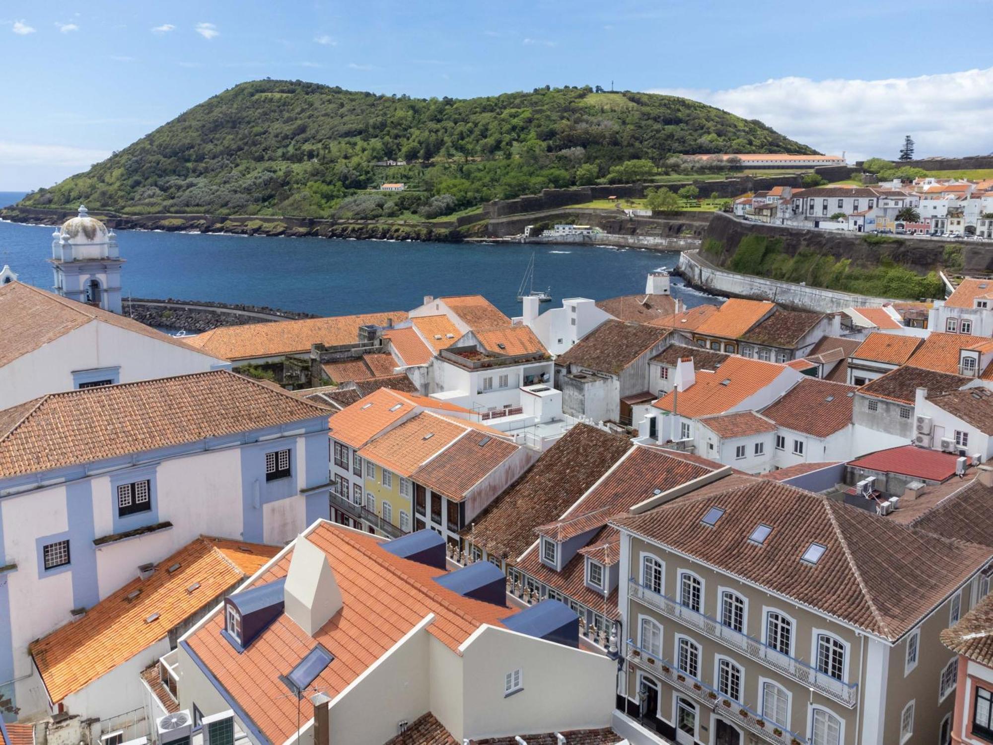 Mastro - Discoveries And Memories Angra do Heroismo Exterior photo